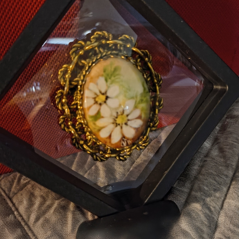 Vintage Brooch Or Pendant Yellow Floral Gold-Tone Heavy